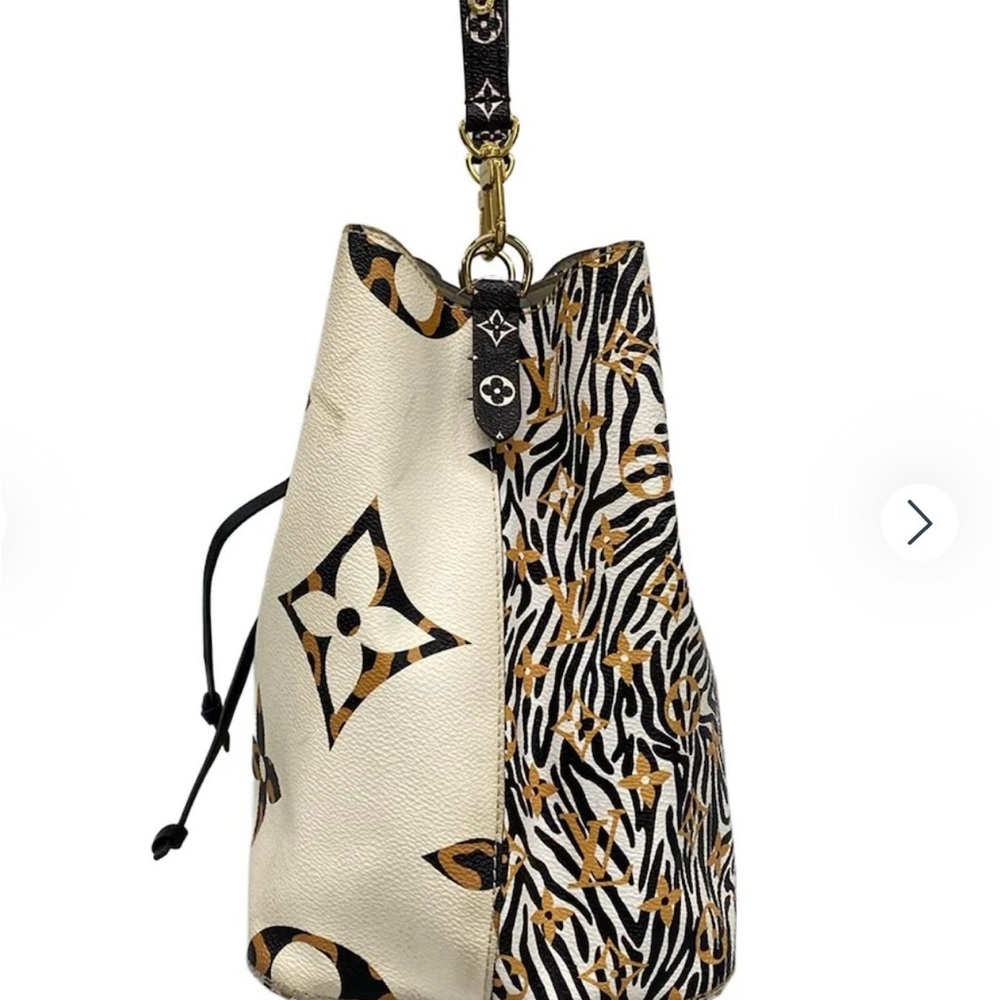 Authentic Louis Vuitton limited edition white jungle neonoe cream white black - Picture 4 of 16